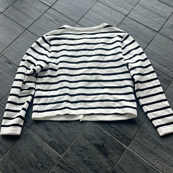 LILLUSORY Women Striped Cardigan Sweater in black & white - Picture 7 of 7